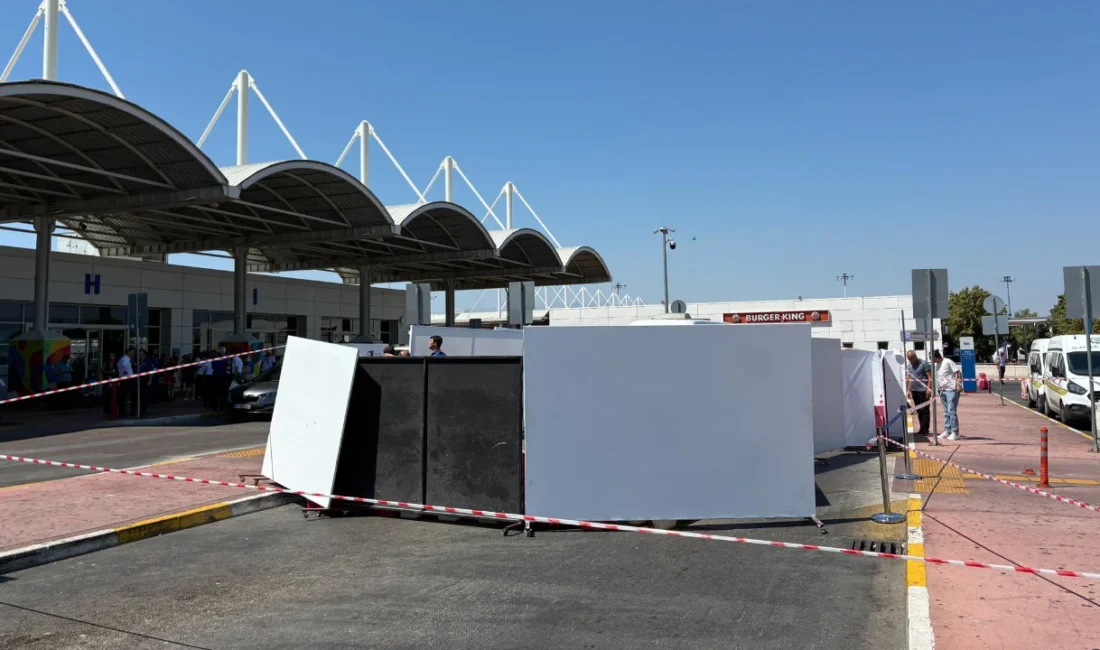 Antalya Havalimanı'nda çalışan Gürcistan uyruklu Elina Şengün, otoparkta emekli polis