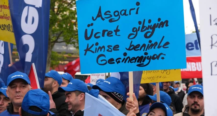 YENİ Parti Grup Başkanvekili Gökhan Günaydın, iktidarın yeni bir asgari