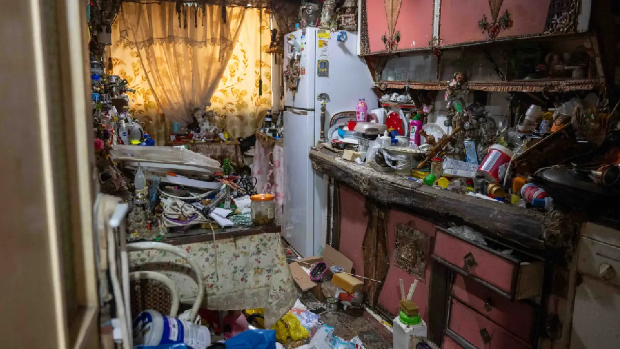 Bornova Belediyesi, Erzene Mahallesi 35 Sokak’ta bulunan ve çevreye yaydığı
