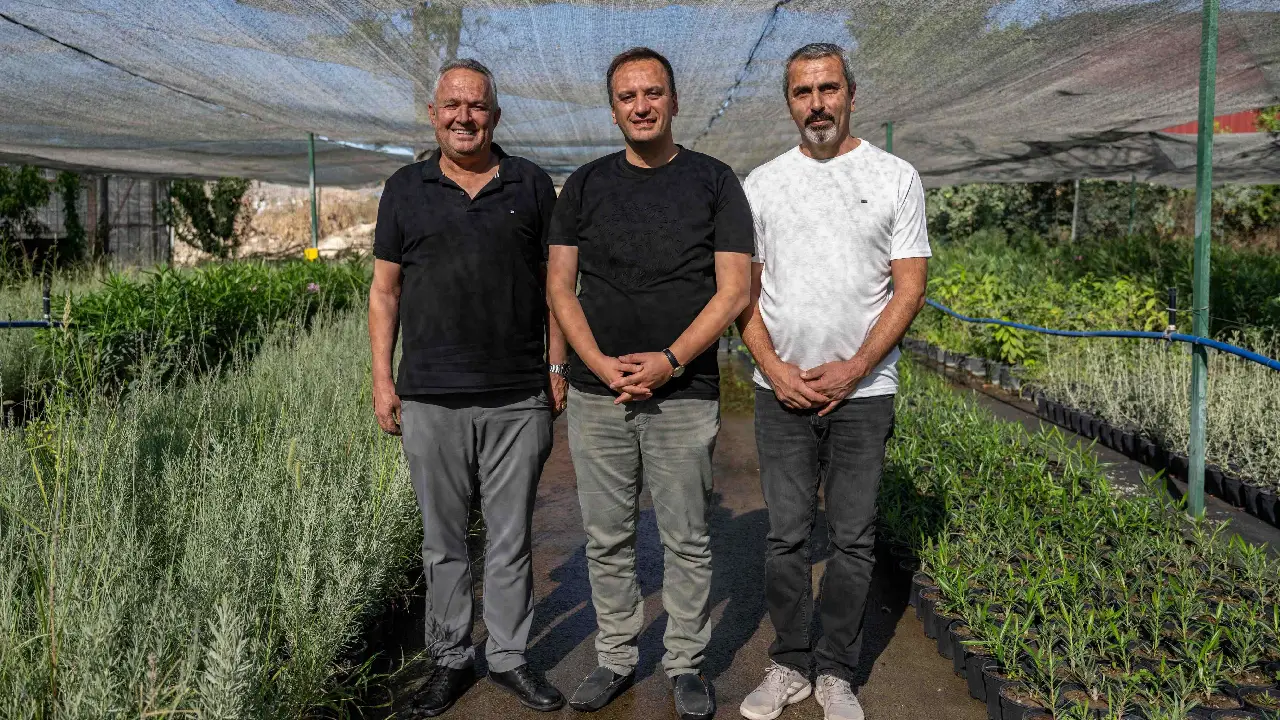 Bornova’ya 7 dönümlük cennet bahçesi: İzmir’in ilk lavanta parkı geliyor