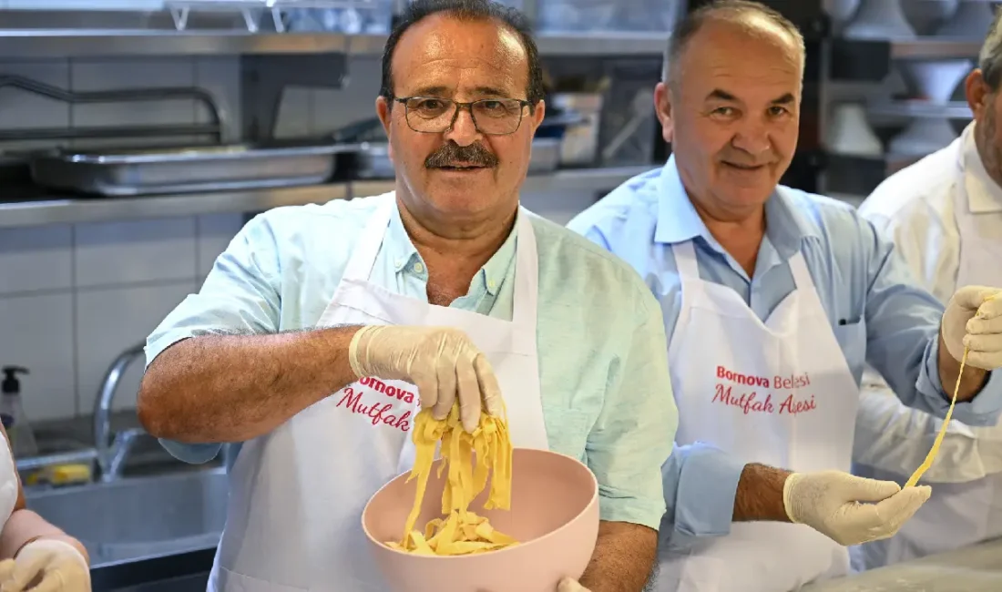 Bornovalı muhtarlar, yoğun mahalle mesaisine Bornova Belediyesi’nin EVKA-3’teki Mutfak Atölyesi’nde