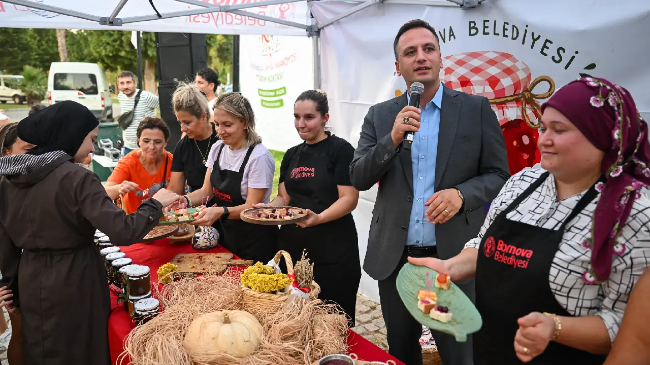 Bornova Belediyesi'nin Yakaköy Köy Meydanı’nda düzenleyeceği "2. Geleneksel Reçel Festivali"