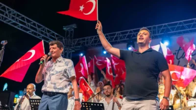 Bornova Belediyesi tarafından 30 Ağustos Zafer Bayramı kapsamında düzenlenen Zafer