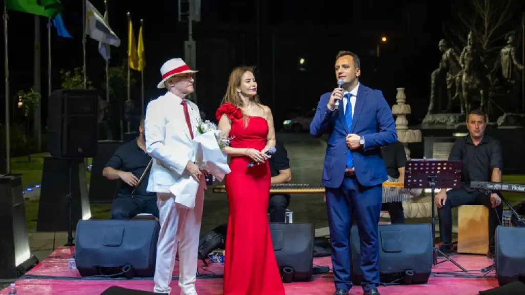 Bornova’da muhteşem Zafer Bayramı resepsiyonu