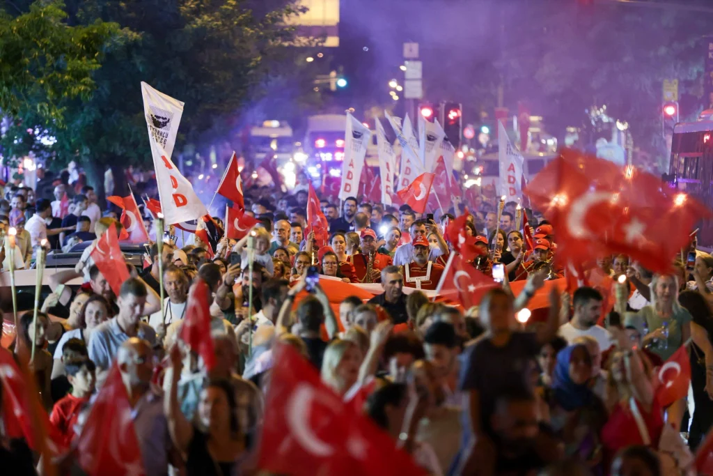 Buca’da zafer coşkusu kortejle taçlanacak 4 Buca’da zafer coşkusu kortejle taçlanacak