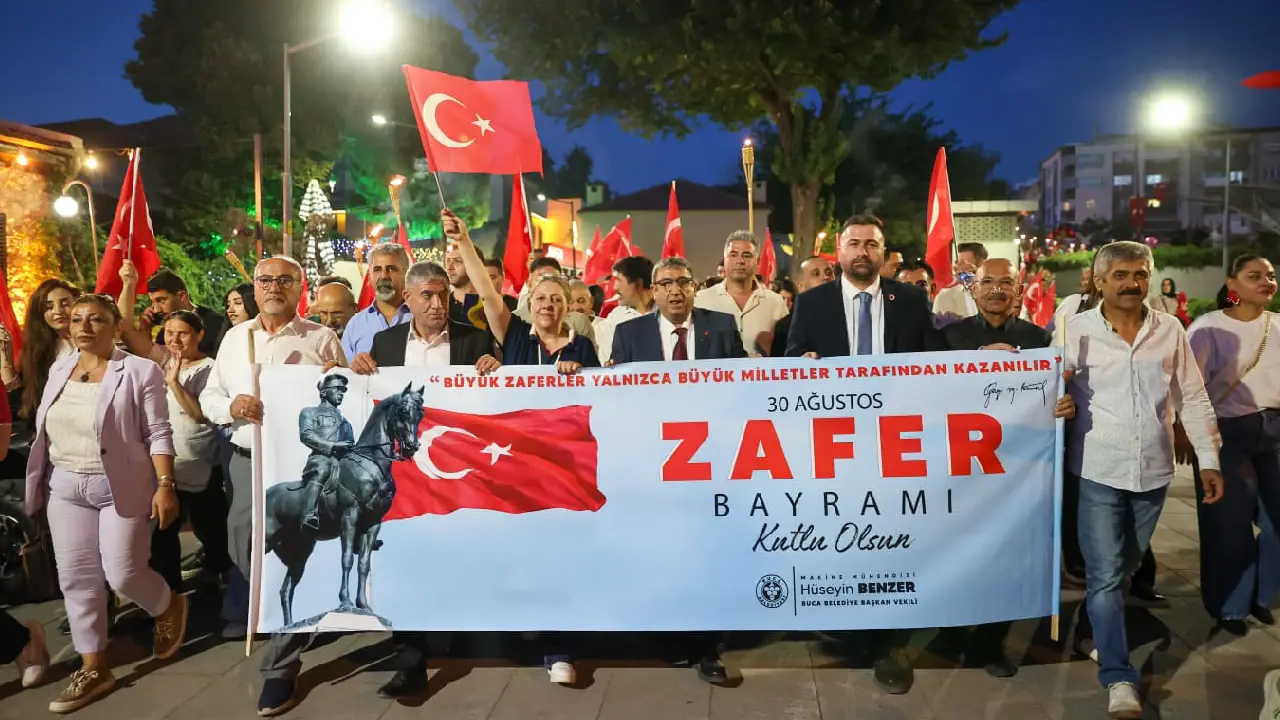 Buca’da zafer coşkusu sokaklardan sahalara taştı