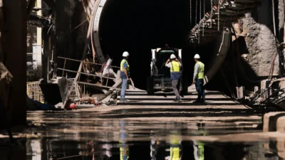 İzmir tarihinin en büyük yatırımında çalışmalar hız kesmiyor. 765 milyon