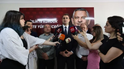 Menderes Belediyesi Başkanvekilliği seçiminin ardından YENİ Parti İzmir İl Başkanlığı’nda