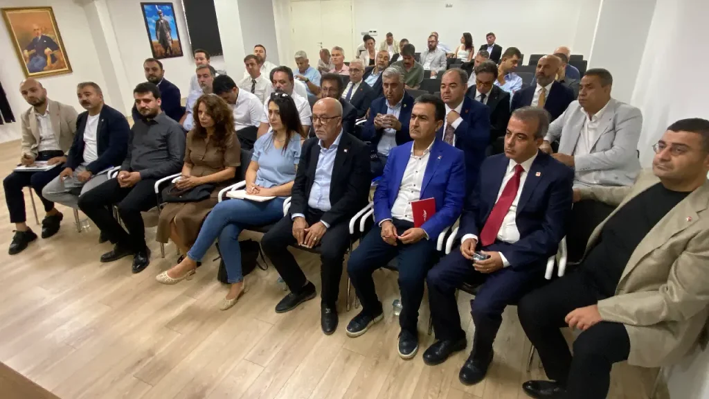 Utku Gümrükçü başkanlar zirvesinde açıkladı: Kılıçdaroğlu İzmir'e geliyor