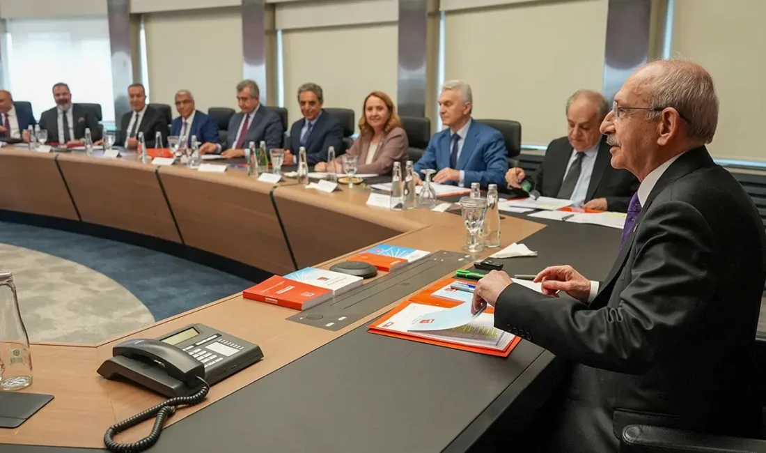 Kemal Kılıçdaroğlu liderliğindeki Cumhuriyet Halk Partisi (CHP) Merkez Yönetim Kurulu