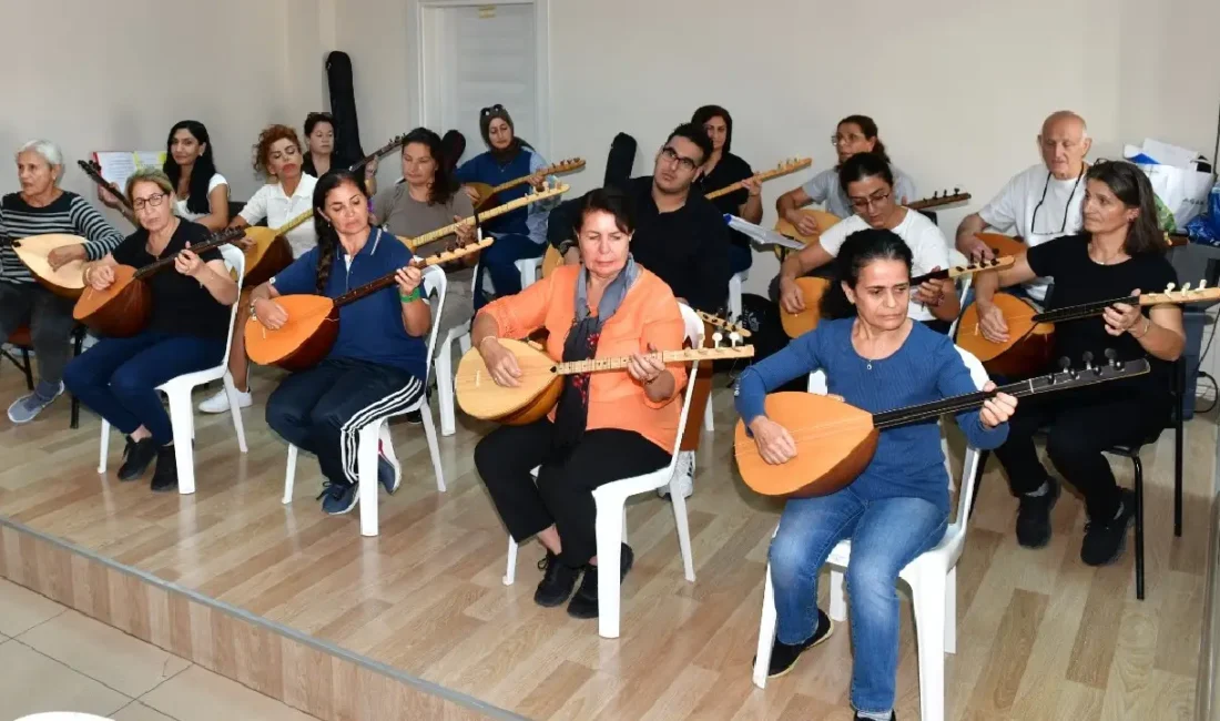 Çiğli Belediyesi, kültür ve sanat alanındaki kurslarına güz döneminde de