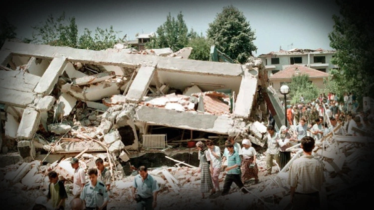 Buca Belediyesi ve İZ-AFED iş birliğiyle, Marmara Depremi'nin 27. yıl