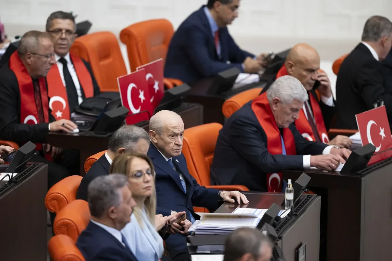 TBMM'de 'Çerçeve Yasa' kabul edildi 1 TBMM'de 'Çerçeve Yasa' kabul edildi
