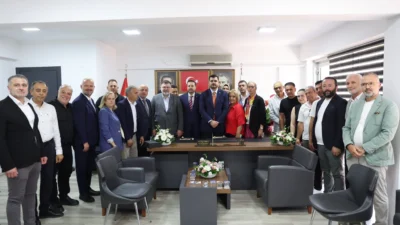 İzmir’in Menderes ilçesindeki başkan vekilliği seçiminin ardından AK Parti Genel