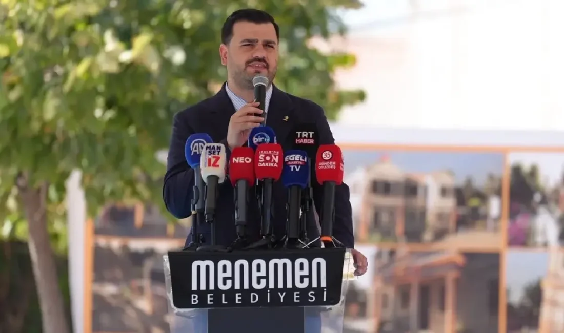 AK Parti Genel Sekreteri ve İzmir Milletvekili Eyyüp Kadir İnan,