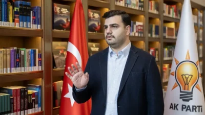 AK Parti Genel Sekreteri ve İzmir Milletvekili Eyyüp Kadir İnan,