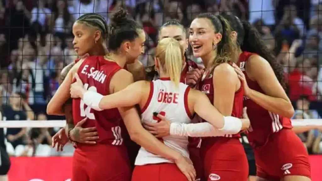 4 4'lük galibiyet: Filenin Sultanları Almanya'yı da devirdi