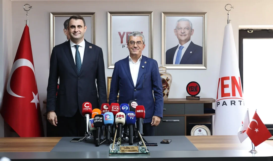 İzmir’de teşkilat buluşmasında konuşan YENİ Parti Grup Başkanvekili Gökhan Günaydın,