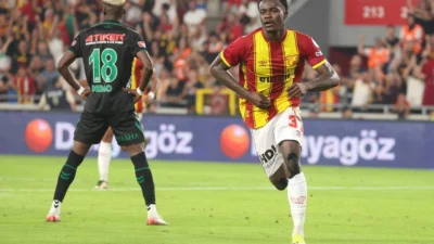 Trendyol Süper Lig ekibi Göztepe'de kadroda düşünülmeyen Nijeryalı orta saha