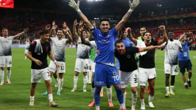 Trendyol Süper Lig’e Avrupa hedefiyle giren Göztepe, evindeki ilk maçta