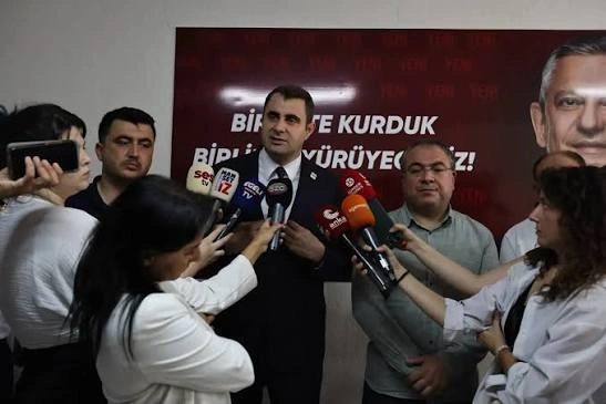 Menderes Belediyesi Başkanvekilliği seçiminde AK Parti adayının zaferle çıkmasının ardından