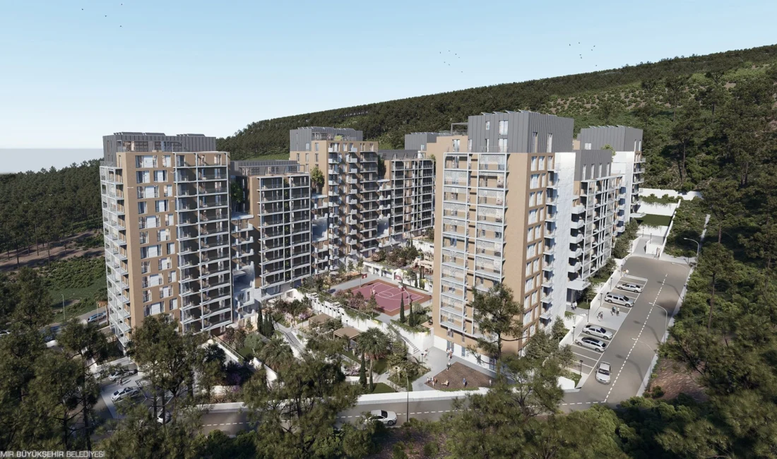 İzmir Büyükşehir Belediye Meclisi Ağustos ayı oturumu Başkan Vekili Zafer