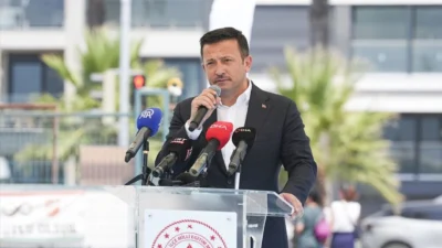 Milli Eğitim Bakanı Yusuf Tekin ile AK Parti MKYK Üyesi