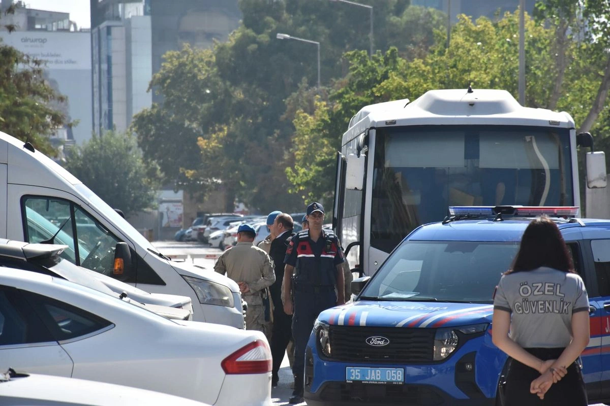 Menderes’te kritik saatler! Başkan İlkay Çiçek ve 15 isim adliyede