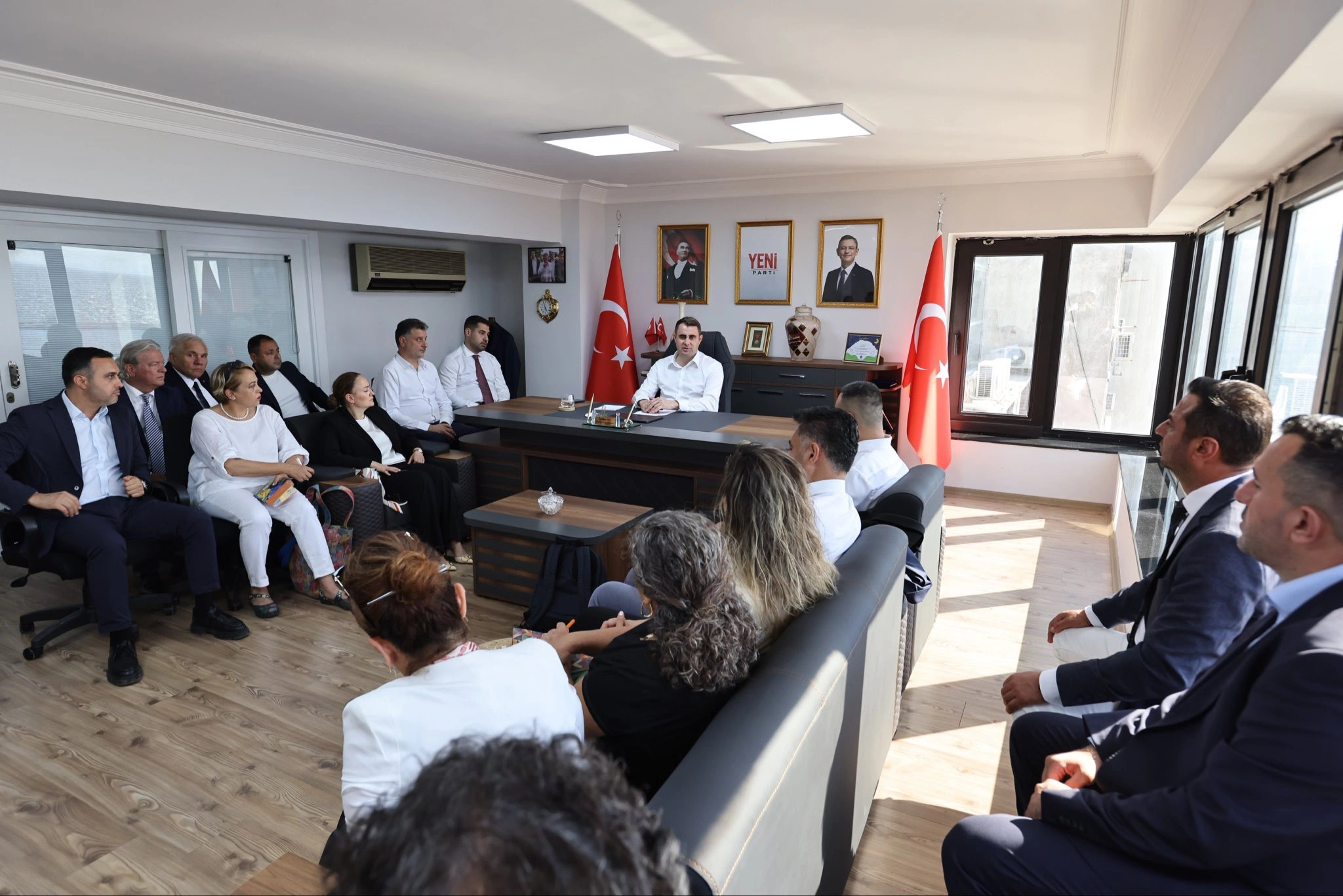 Çağatay Güç ilk toplantıyı yaptı: 'Değişimi dört bir yana taşıyacağız'