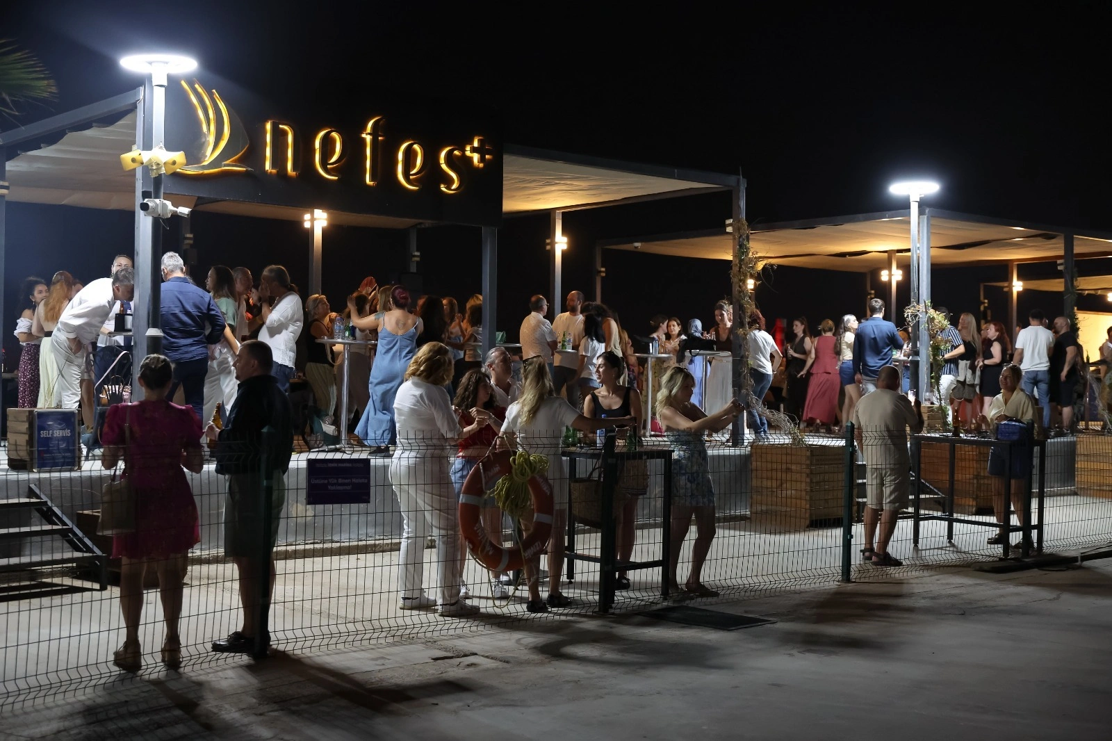İzmir Marina’da müzik dolu yaz akşamları: Marina geceleri ağustos ayında da sürüyor