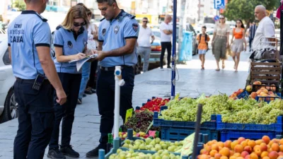 İzmir Büyükşehir Belediyesi zabıta ekipleri, Mithatpaşa, İnönü ve Balçova Ata
