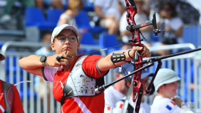 İzmir Büyükşehir Belediyesi Spor Kulübü’nün milli okçusu Dünya Yenihayat, İtalya’nın