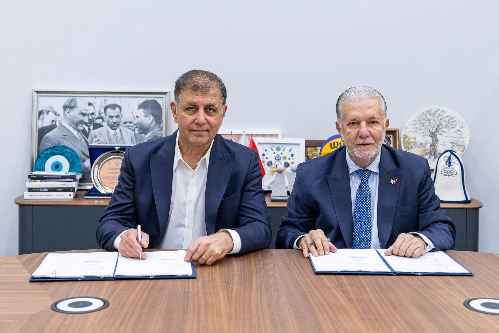İş birliği protokolü imzalandı: İzmir’de mezarlıklarda yeni dönem