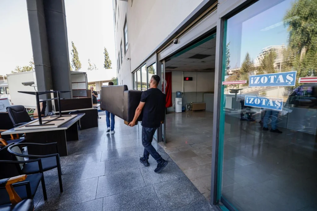 İzmir Otogarı’nda dev haciz operasyonu! İZOTAŞ’tan 73 milyon tl tahsil edildi: İşte yeni işletme modeli!