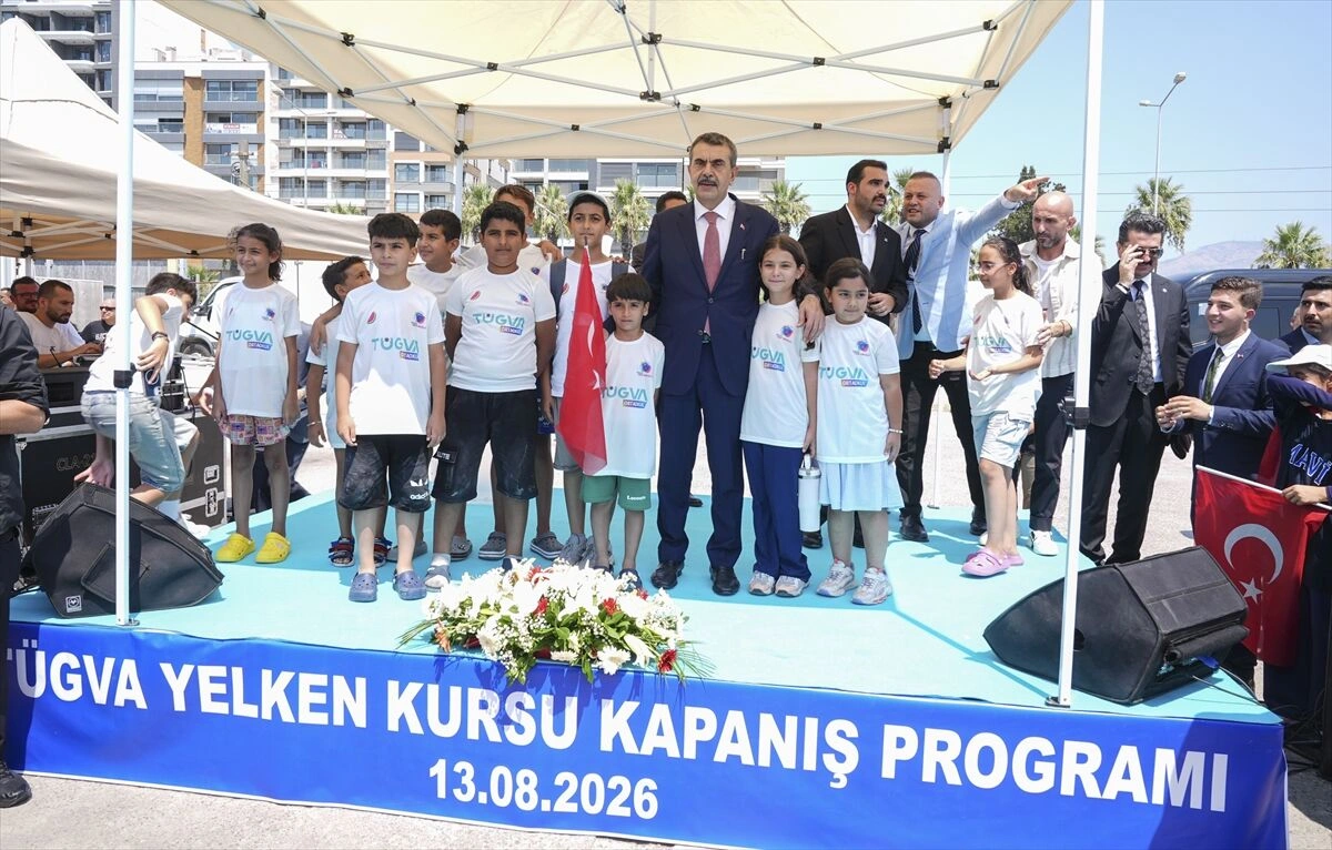 Hamza Dağ’dan Özgür Özel’e Karşıyaka İskelesi yanıtı: "TÜGVA binlerce genciyle size selam söylüyor" 3 Hamza Dağ’dan Özgür Özel’e Karşıyaka İskelesi yanıtı: "TÜGVA binlerce genciyle size selam söylüyor"