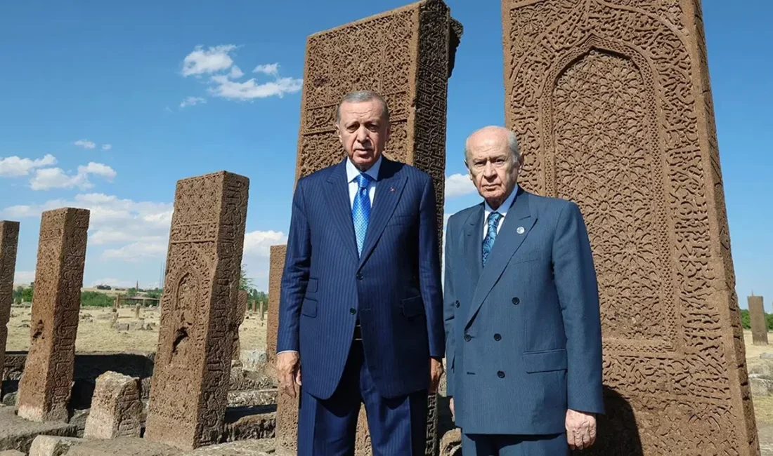 Malazgirt Zaferi’nin 955’inci yıl dönümü etkinlikleri kapsamında Bitlis’in Ahlat ilçesine