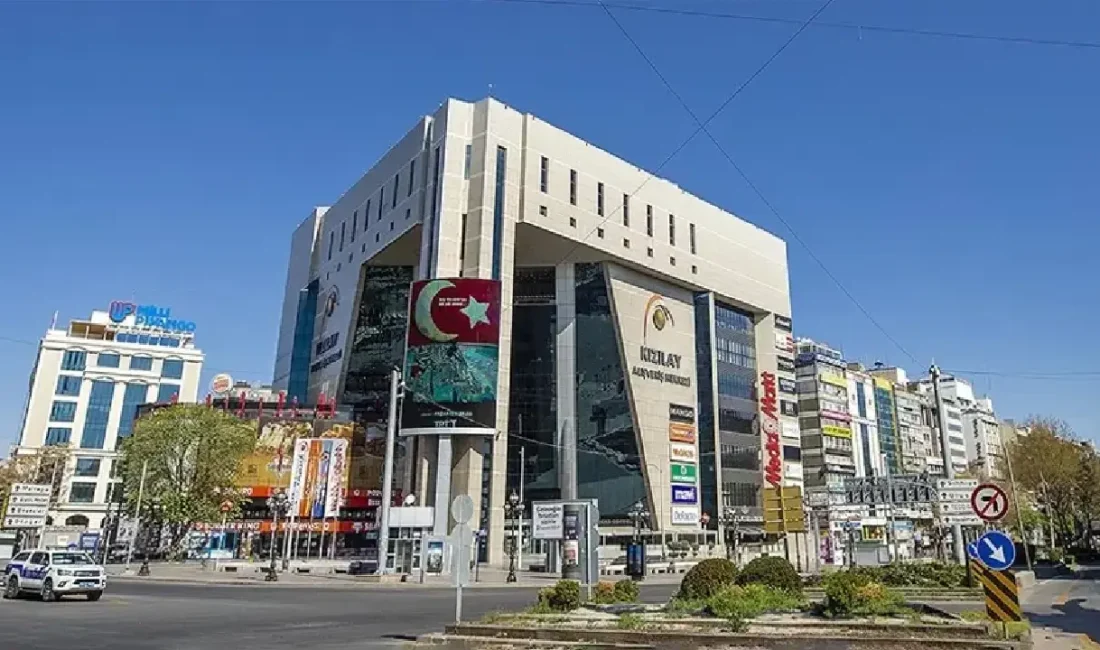 Ankara'nın en işlek noktası Kızılay Meydanı'nda bulunan Kızılay AVM, kapsamlı