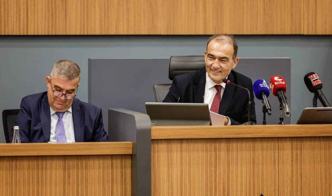 İzmir Büyükşehir Belediyesi meclisinde kentin geleceğini şekillendirecek dev altyapı, ulaşım