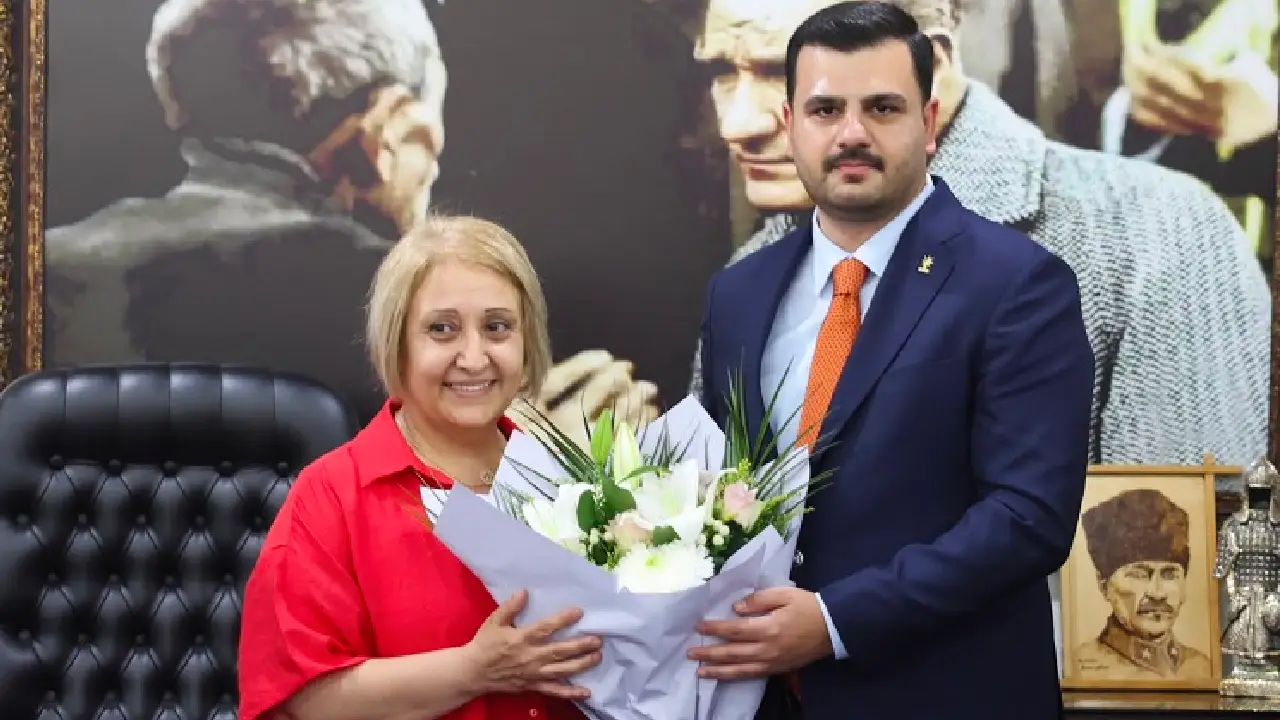 AK Partili İnan’dan Menderes Belediyesi ziyareti