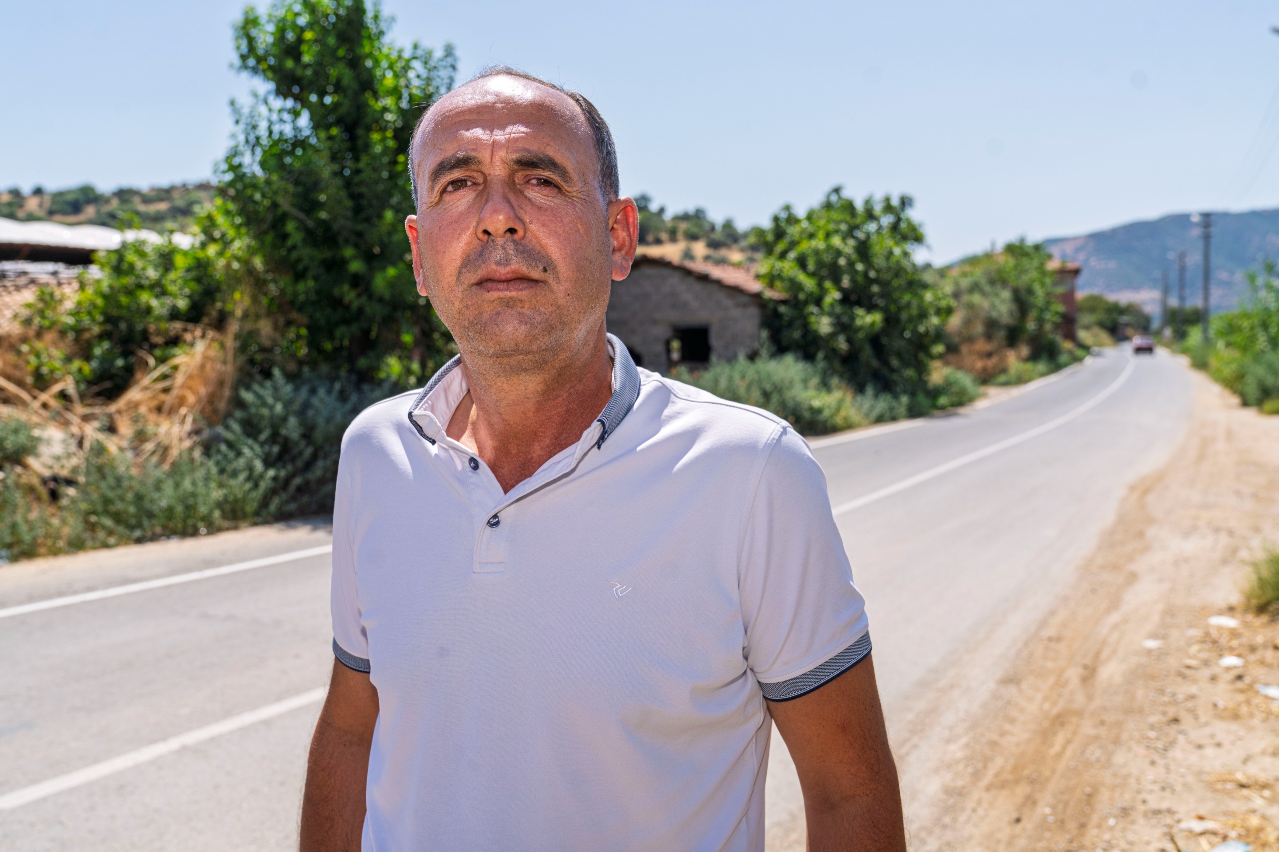 Beydağ’ın yıllardır beklediği yol hizmete açıldı: Yılların çilesi sona erdi