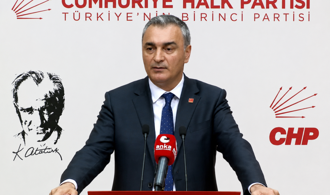 Yargı kararıyla göreve gelen Kemal Kılıçdaroğlu başkanlığında toplanan CHP Merkez