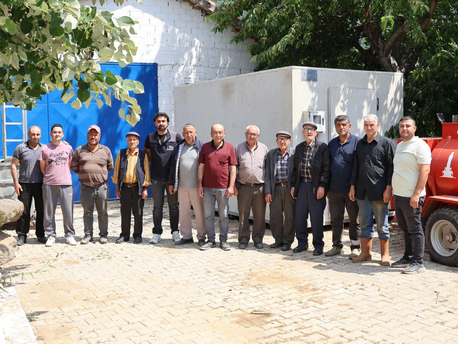 Ödemiş’in dağ köyünde çiftçinin çaresizliği bitti! "Artık satamadığımızı güvenle saklayacağız!" 2 Ödemiş’in dağ köyünde çiftçinin çaresizliği bitti! "Artık satamadığımızı güvenle saklayacağız!"