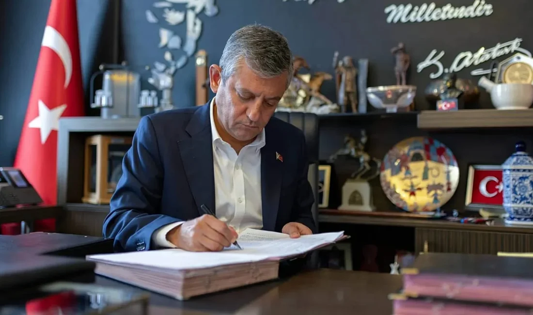 Siyaset sahnesine yeni bir iddiayla giren YENİ Parti’nin Genel Başkanı