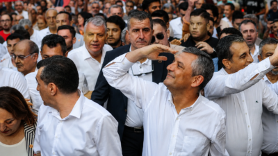 YENİ Parti Genel Başkanı Özgür Özel, partinin üyelik sisteminin resmen