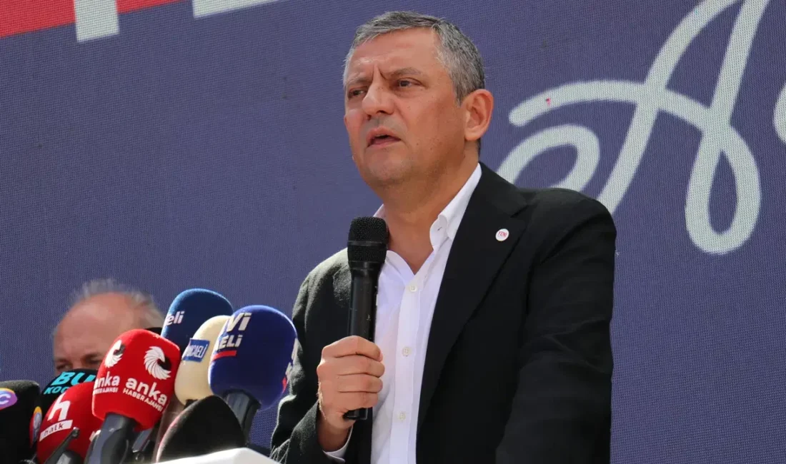 YENİ Parti Genel Başkanı Özgür Özel, Kayseri'deki esnaf ziyareti ve