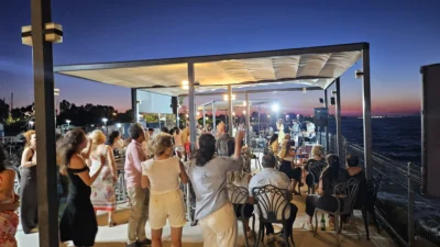 İzmir Körfezi’nin manzarasında düzenlenen Marina Geceleri, 7 Ağustos Cuma akşamı