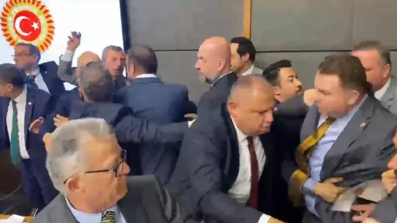 Meclis’te 18 saatlik maraton: 'Terörsüz Türkiye' Çerçeve Yasa teklifi komisyondan geçti