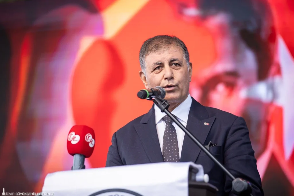 Tugay: Zafer Bayramı’mız kutlu olsun 3 Tugay: Zafer Bayramı’mız kutlu olsun