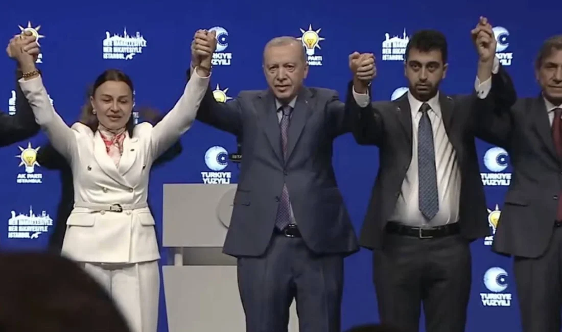 Haliç Kongre Merkezi'nde düzenlenen AK Parti İstanbul İl Danışma Meclisi