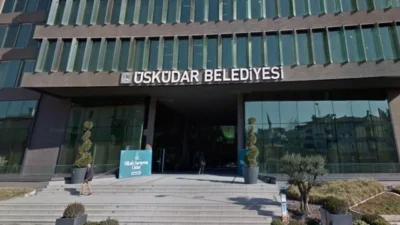 Tutuklanarak görevden uzaklaştırılan Üsküdar Belediye Başkanı Sinem Dedetaş'ın yerine yapılan